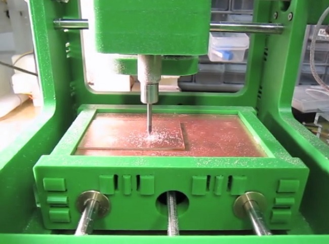 may phay CNC de ban nho gon may phay CNC de ban nho gon