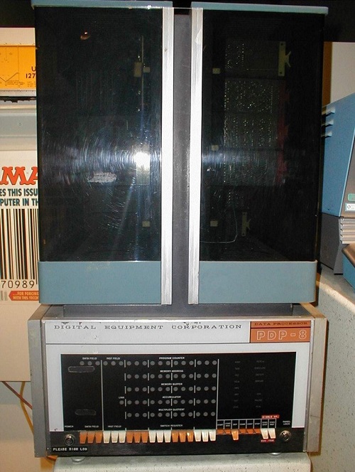 may tinh mini dau tien de chay may phay may tinh mini dau tien de chay may phay